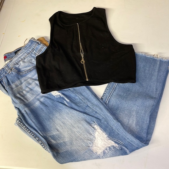 UNIONBAY Other - Union Bay Size 7 Jeans & Medium Top Outfit